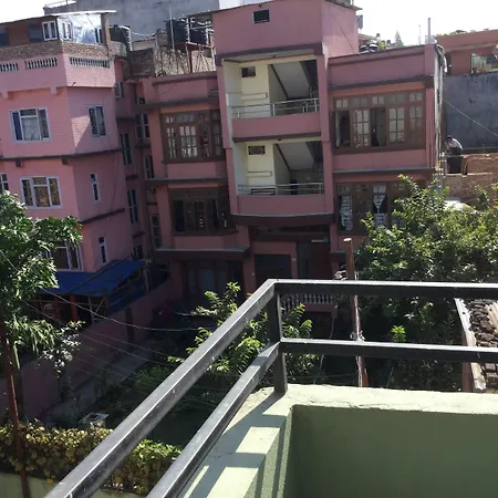 Pashupati Darshan Hotel