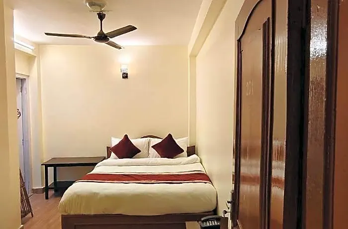 Hotel Pashupati Darshan 2*