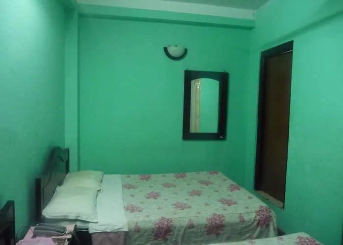 Pashupati Darshan Hotel