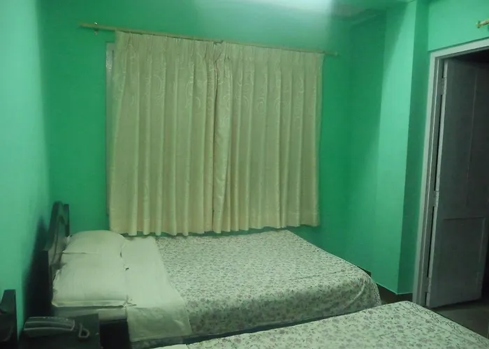 Pashupati Darshan Hotel 2*